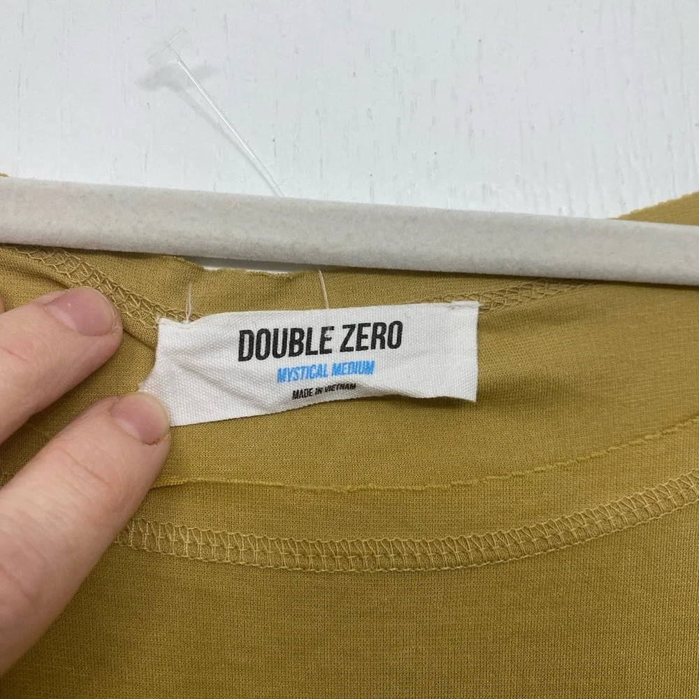 NWOT Double Zero shirt dress - Picture 4 of 5